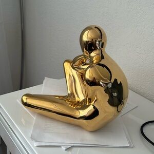 Jaru 1981 Gold platted sculpture. Great condition.